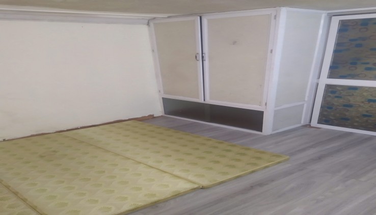 Kịch độc - CCMN 215 Giáp Nhất tầng 1 - 50m2, 2 ngủ - Hàng xóm Royal